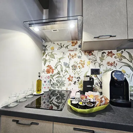 بيت للعطل Vener - *